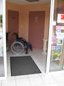 Lieu adapt� aux personnes � mobilit� r�duite - Divers - OXYGENE COIFFURE'
